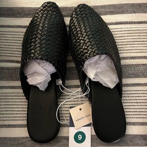 Target Universal Thread mules/flats